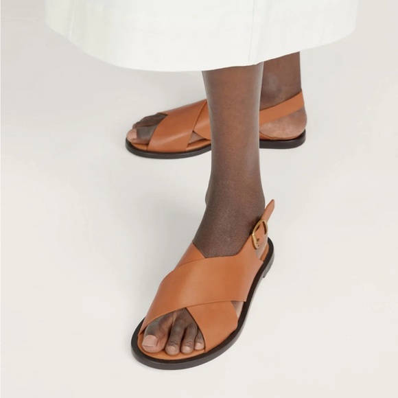 Everlane The City Crossover Sandal - Picture 1 of 3